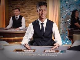 Live Speed Roulette wheel display on qq3333 platform